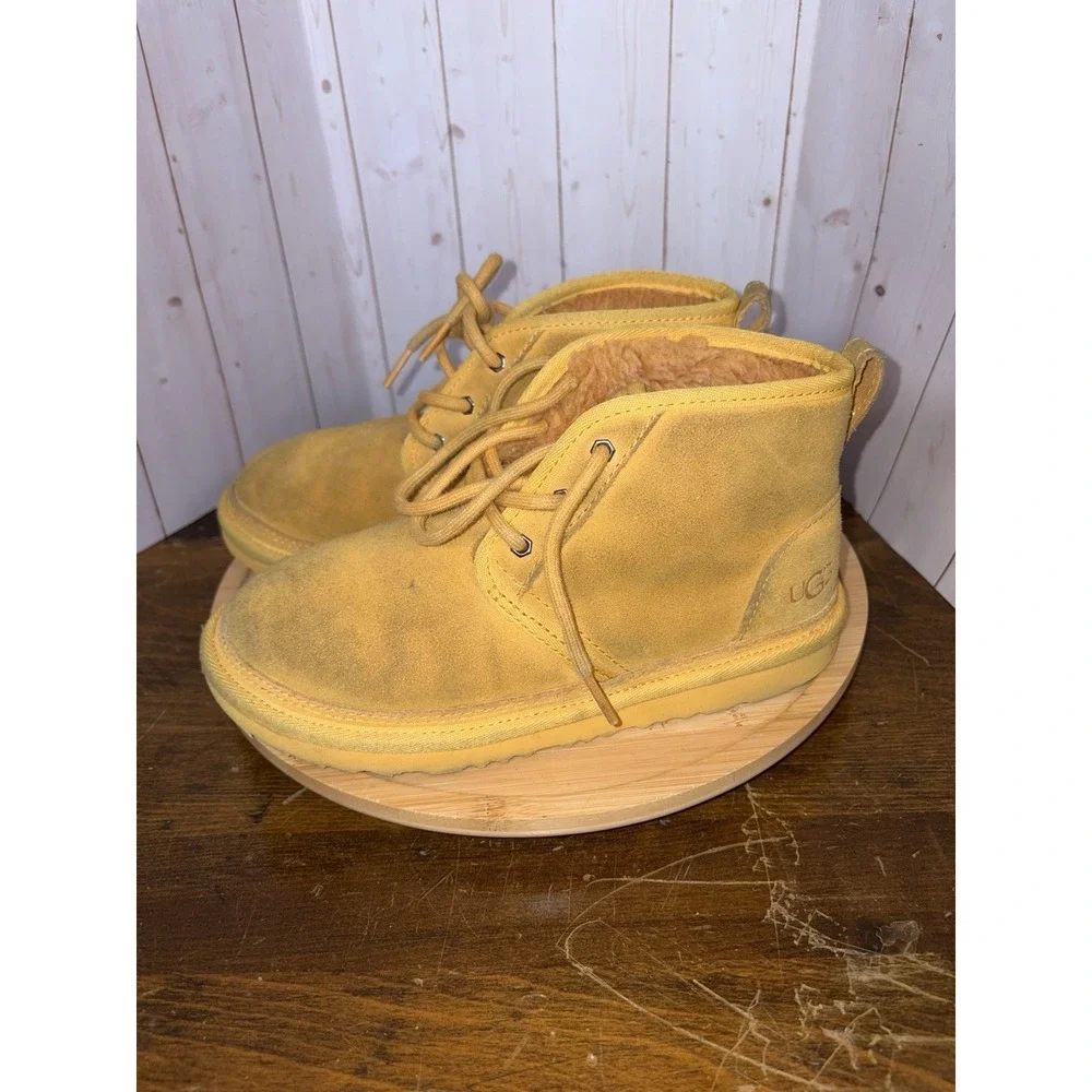 UGG Kids' Neumel II‎ chukka boots in a bright yellow color Size Youth 3